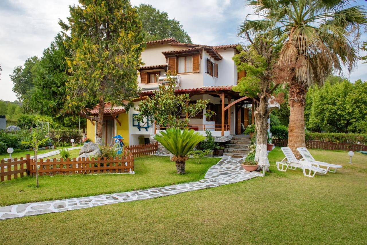 Villa Palmera Ierissos Exterior foto